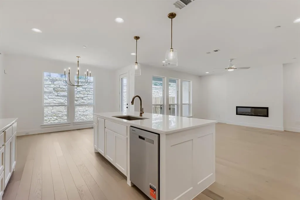 3133 Sir Judge Drive