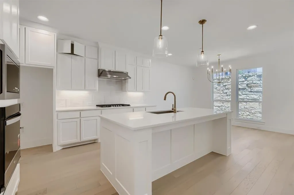 3133 Sir Judge Drive