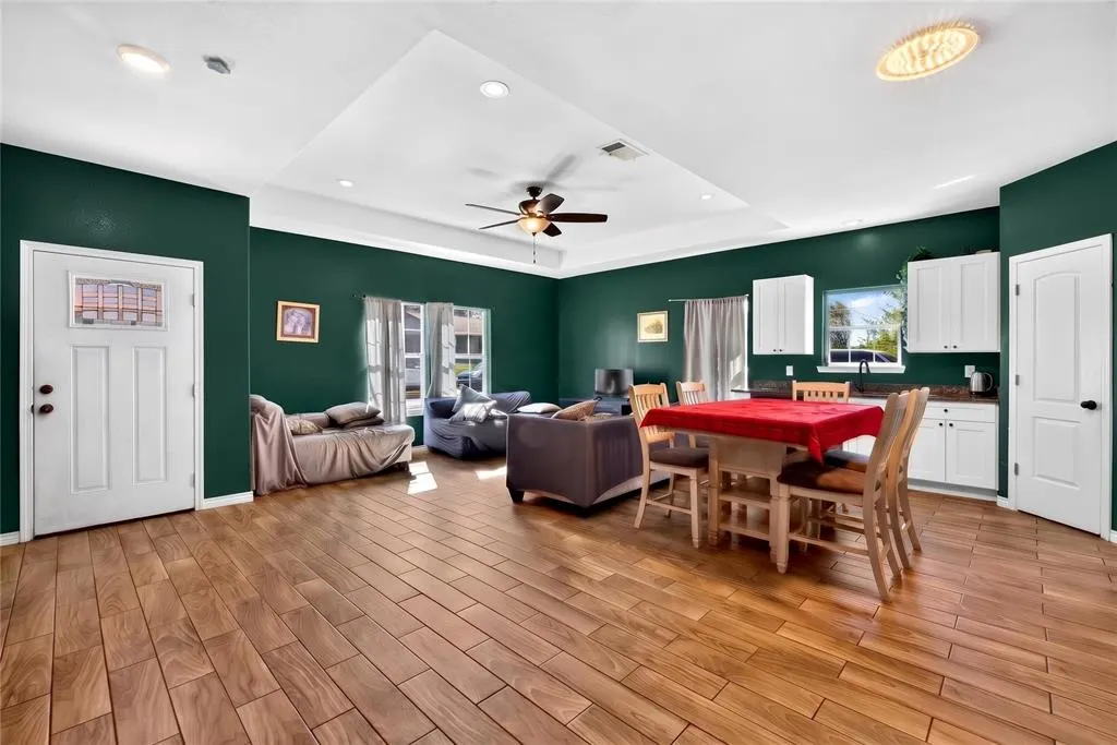 617 Mulberry