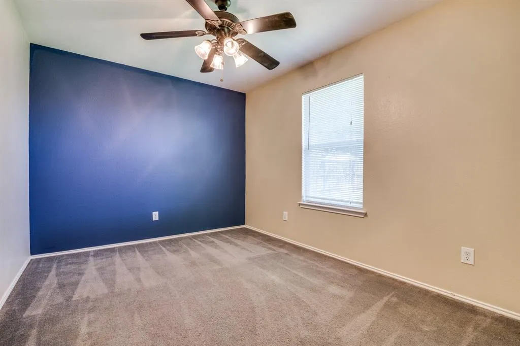 812 Cooper Lane