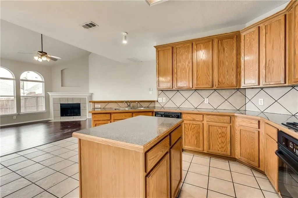 409 Knoll Park Court