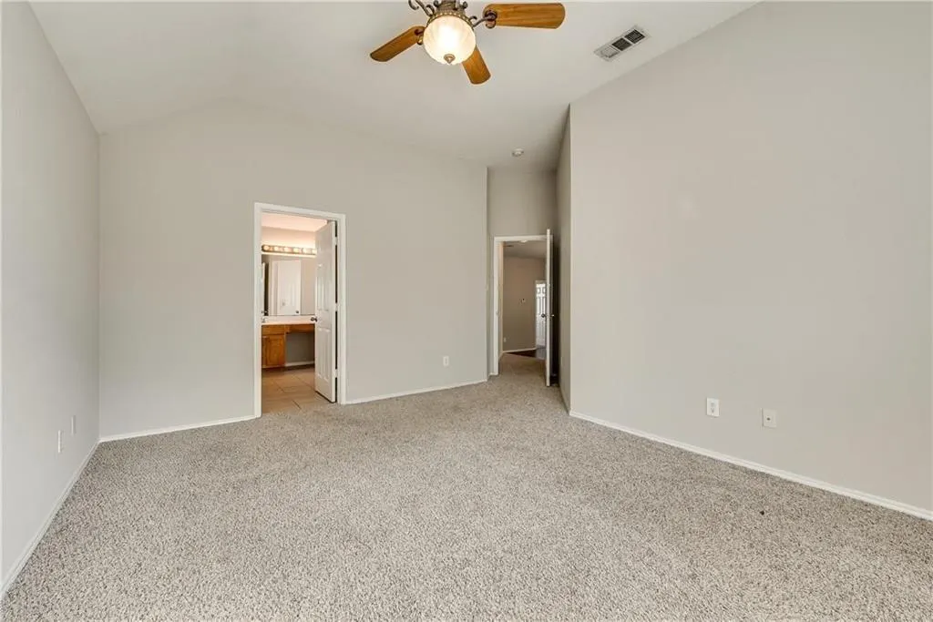409 Knoll Park Court