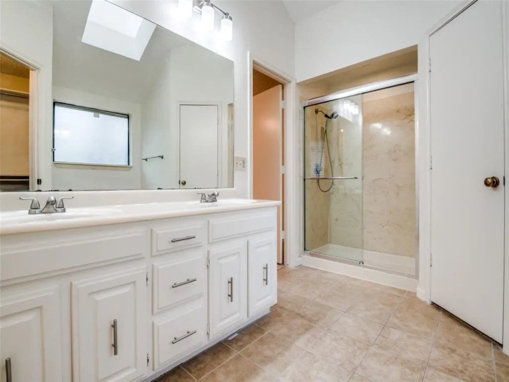 4525 Ringgold Lane