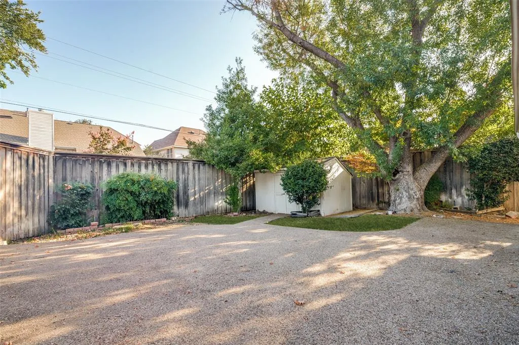 4525 Ringgold Lane