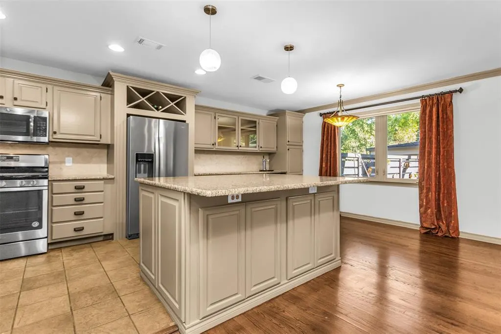 924 Sylvania Drive