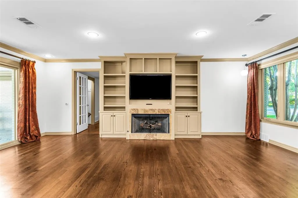 924 Sylvania Drive