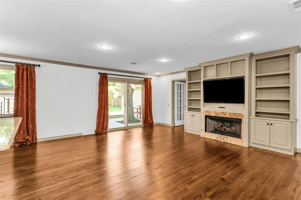 924 Sylvania Drive