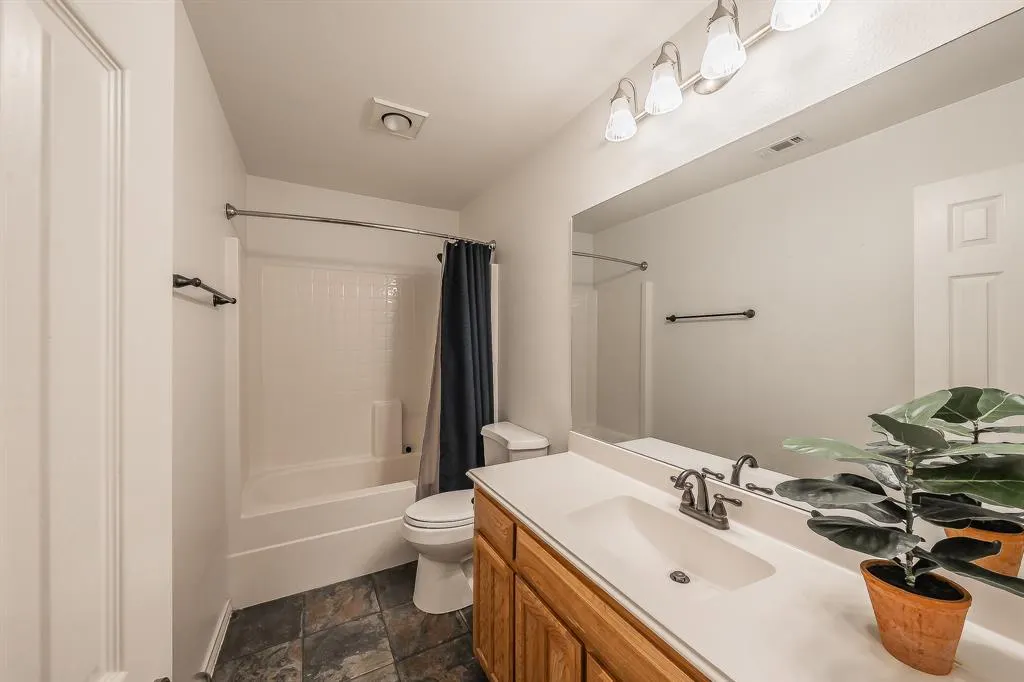 7924 Fox Chase Drive