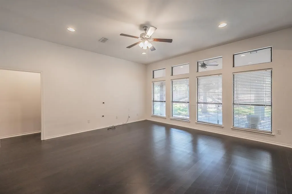 7924 Fox Chase Drive