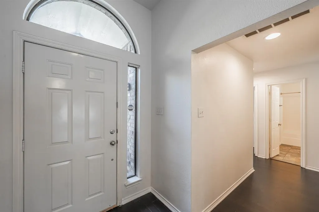 7924 Fox Chase Drive
