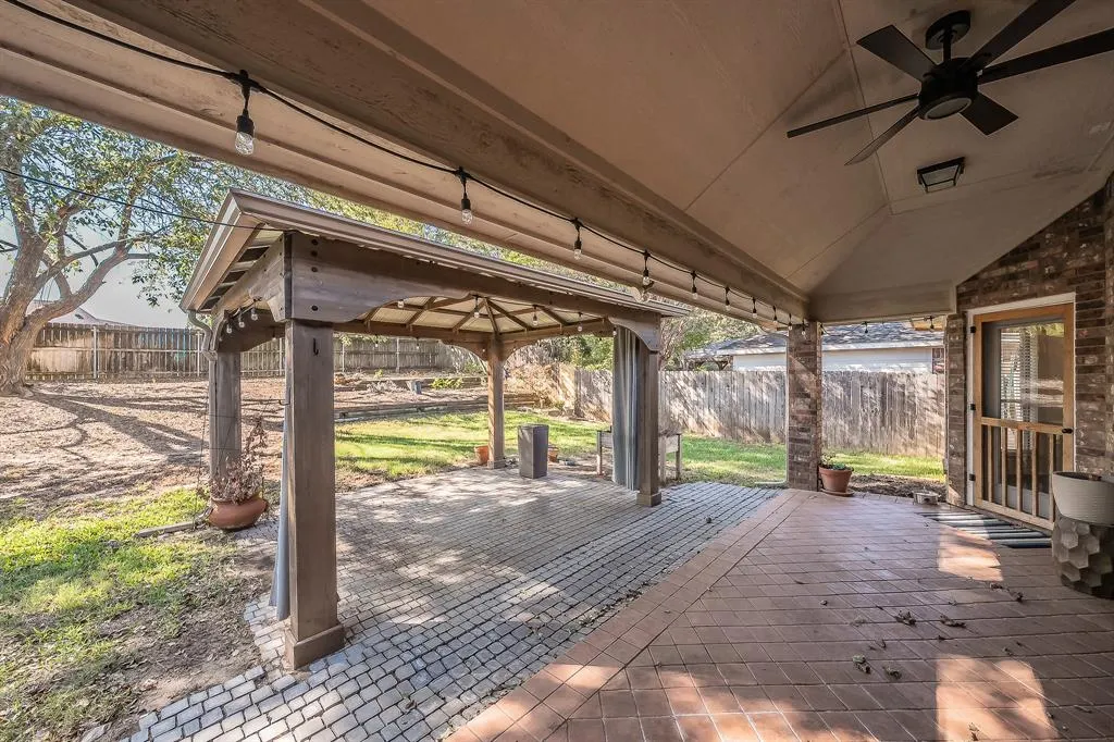 7924 Fox Chase Drive
