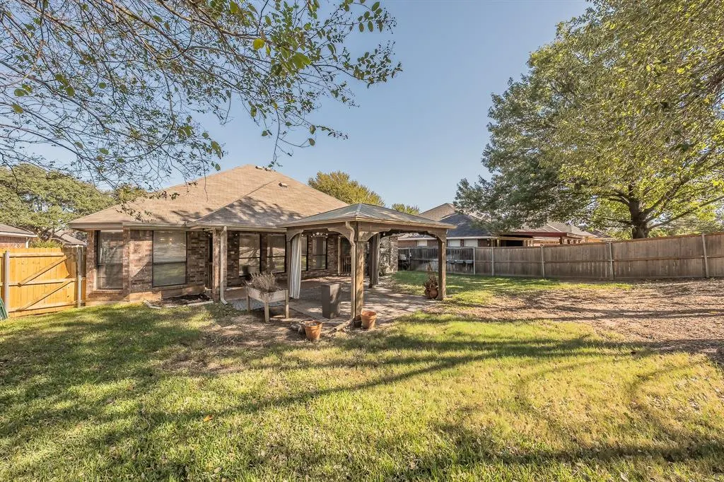 7924 Fox Chase Drive