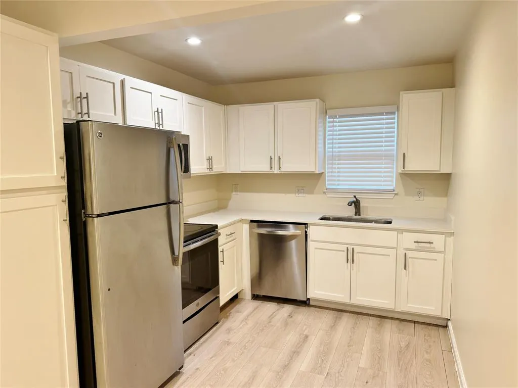 5014 San Jacinto Street #103