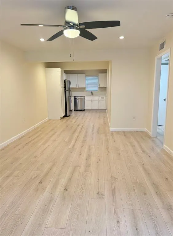 5014 San Jacinto Street #103