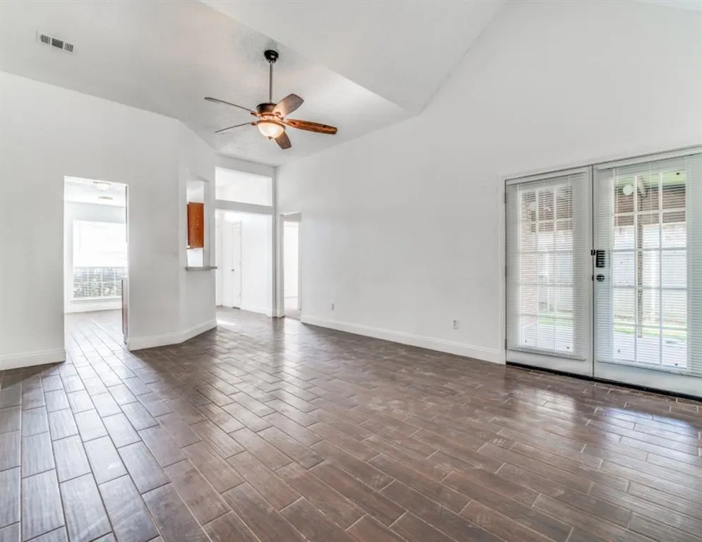 514 Meadow Lane