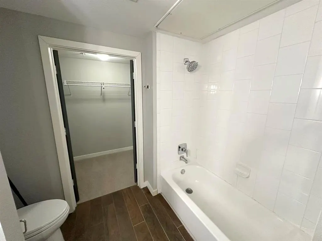 5609 Smu Boulevard #305