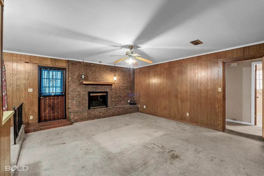 6218 Border Lane