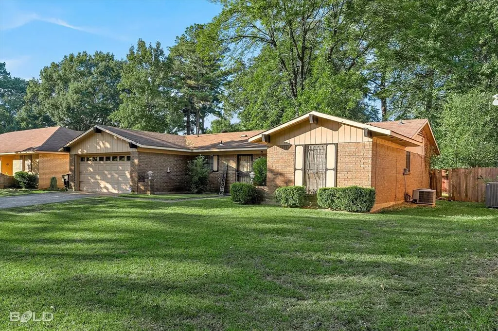 6218 Border Lane