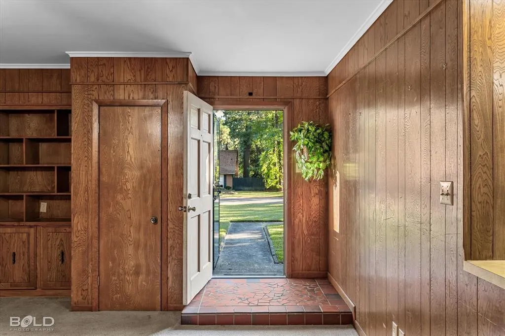 6218 Border Lane