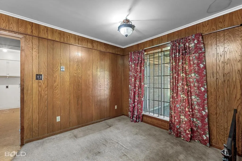 6218 Border Lane