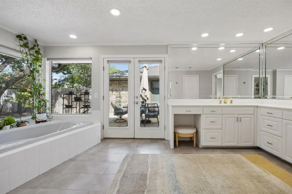 3321 Canoncita Lane