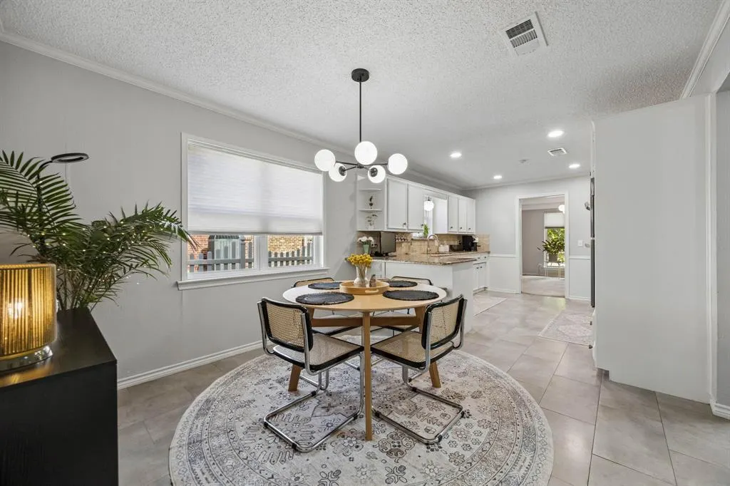 3321 Canoncita Lane