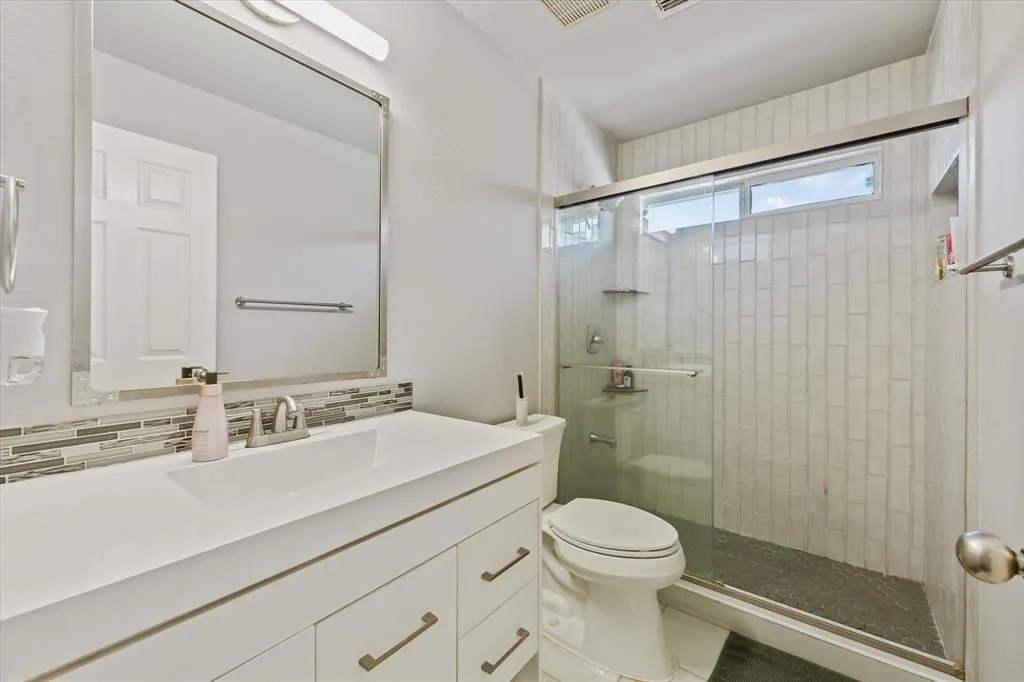 10404 Mateo Trail