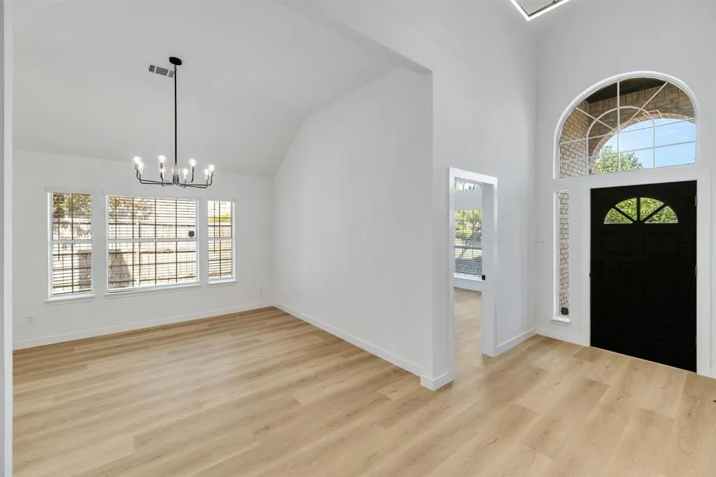 910 Blackstone Drive
