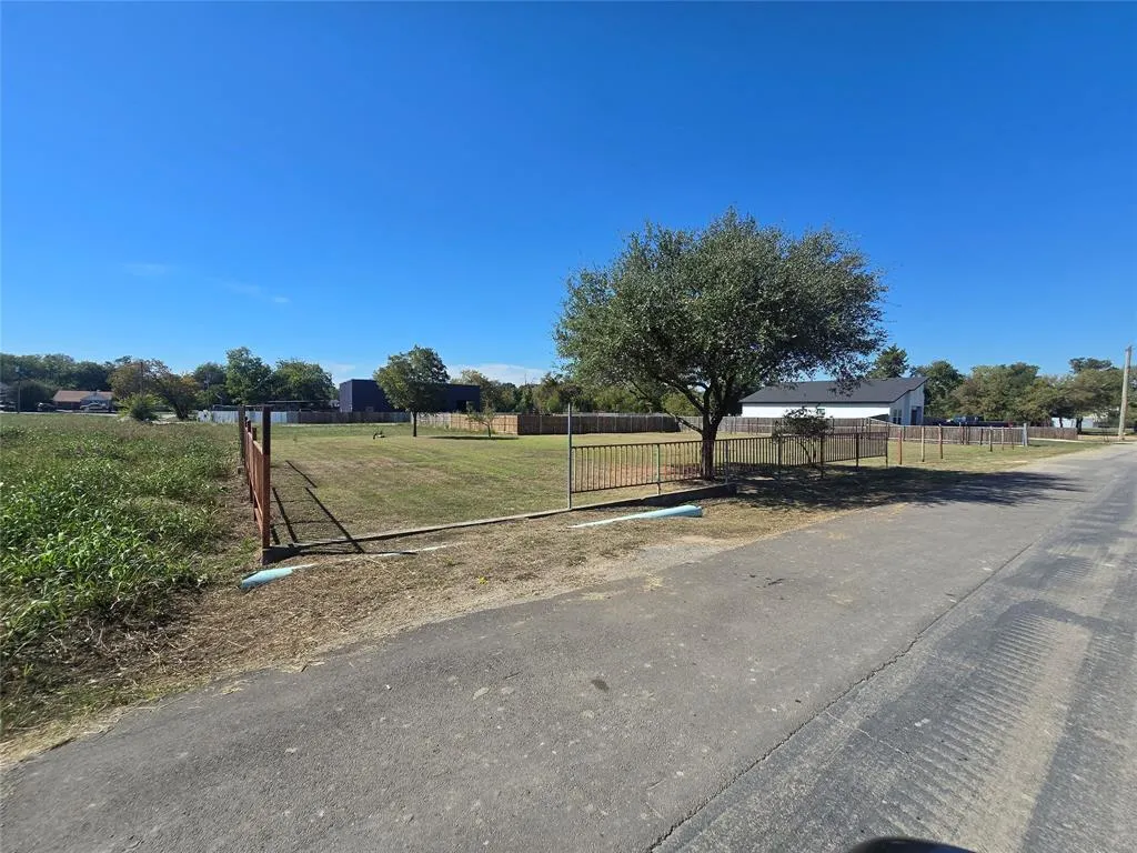3723 Kolloch Drive