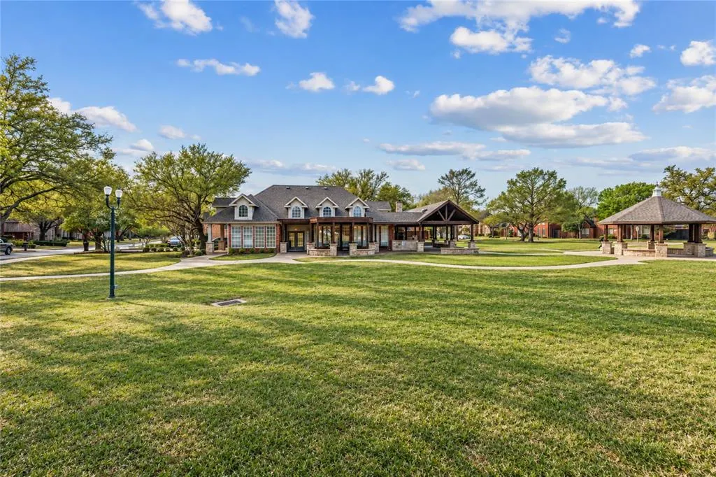 4597 Old Pond Drive