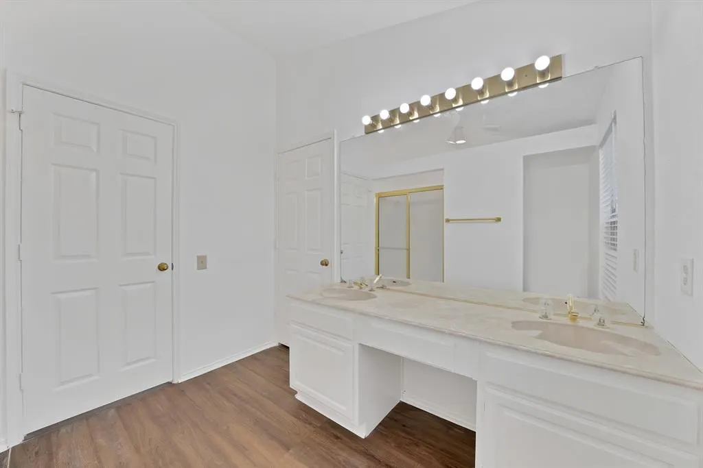 2616 Coldstream Drive