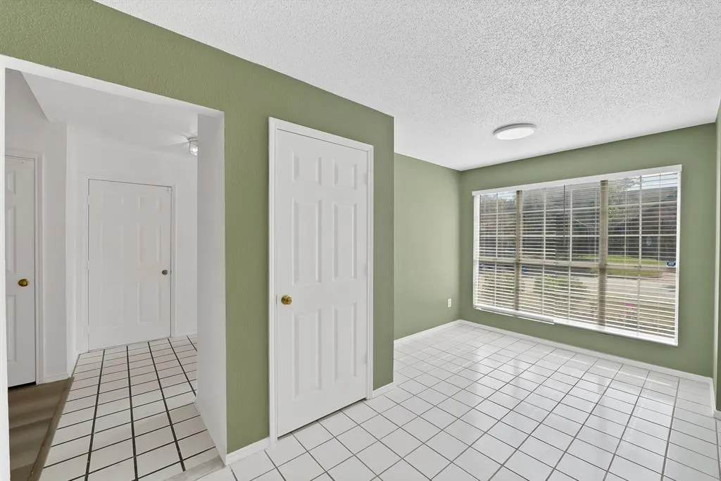 2616 Coldstream Drive