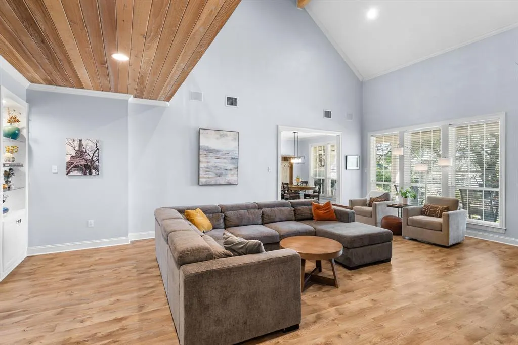 1540 Austin Hines Drive