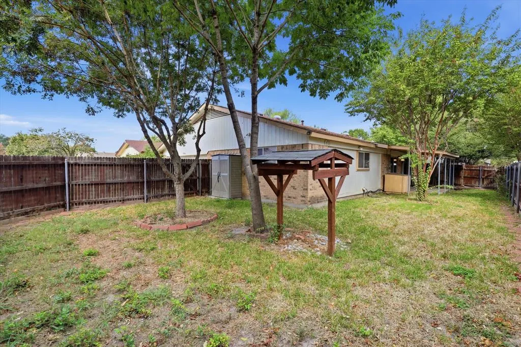 2906 Hazelwood Drive