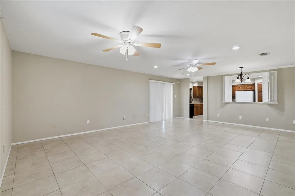 2906 Hazelwood Drive