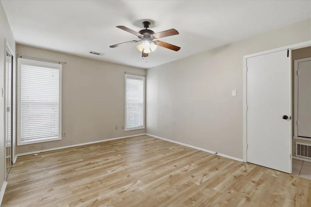 2906 Hazelwood Drive
