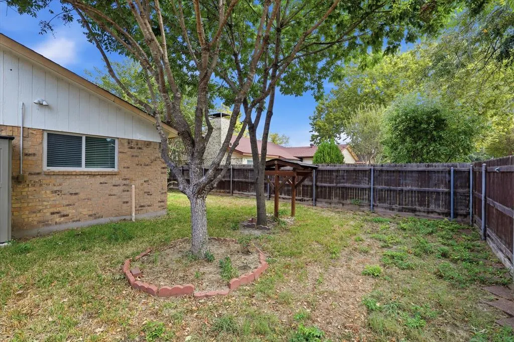 2906 Hazelwood Drive