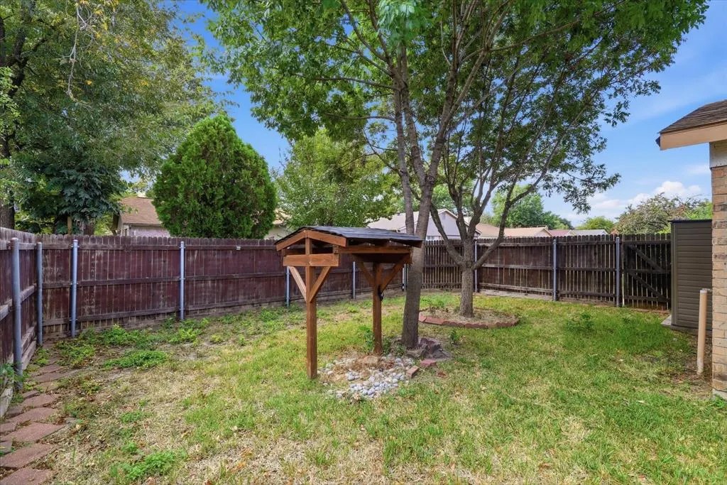 2906 Hazelwood Drive
