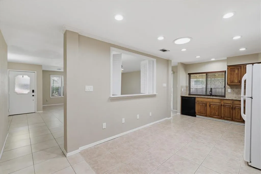 2906 Hazelwood Drive