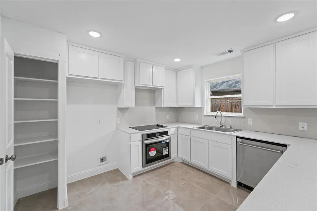 5232 Cornvalley Drive