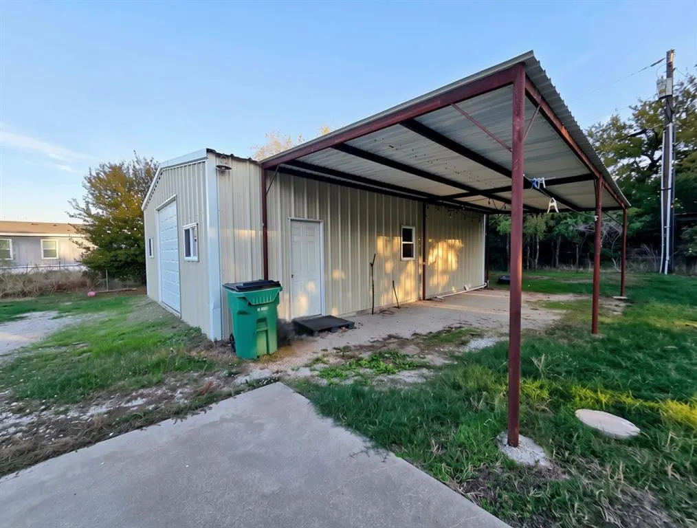 109 Live Oak Road