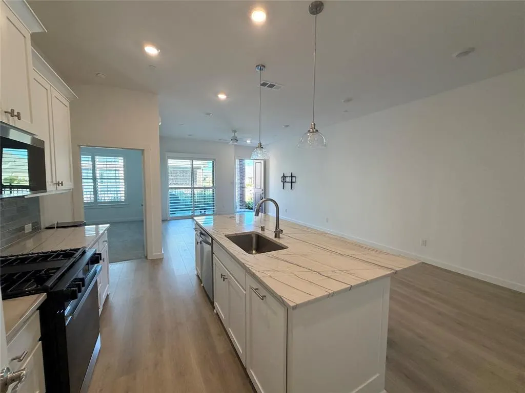2805 Concord