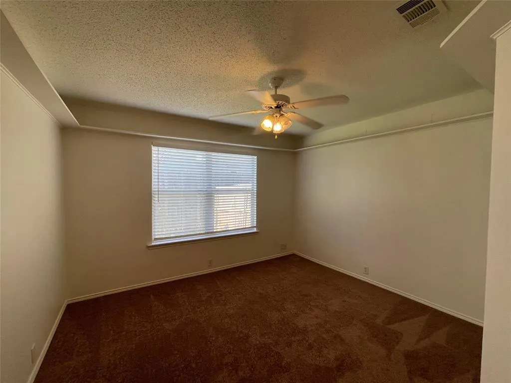 909 Greenbend Drive