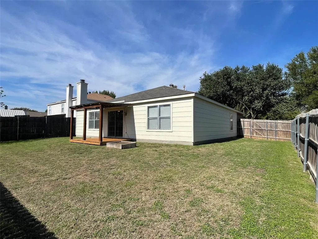 909 Greenbend Drive