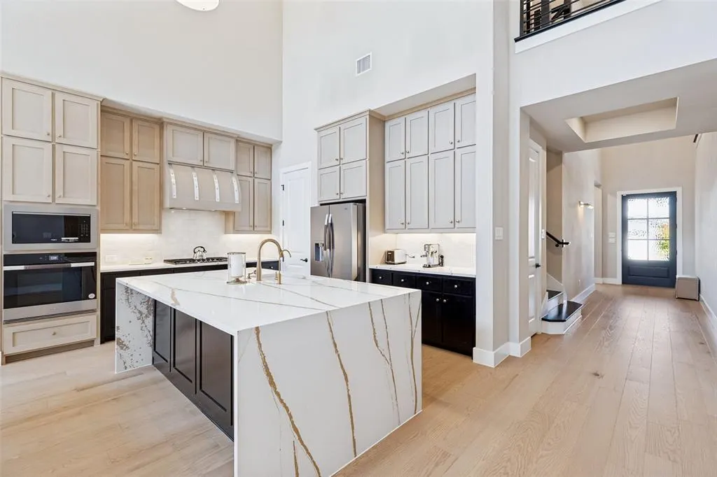 9282 Spindletree Drive