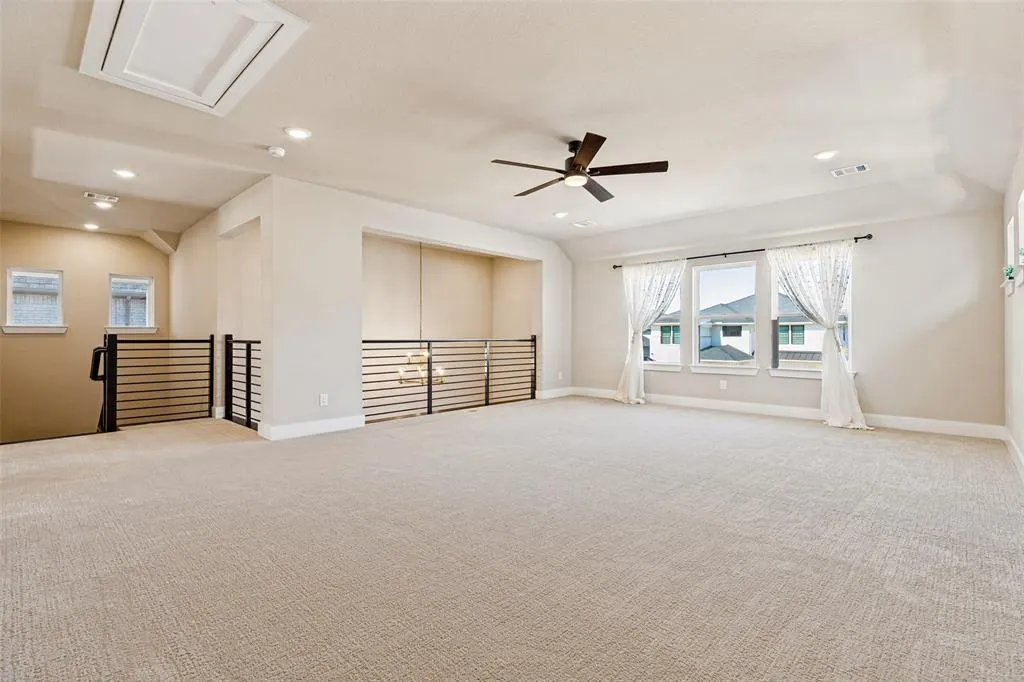 9282 Spindletree Drive