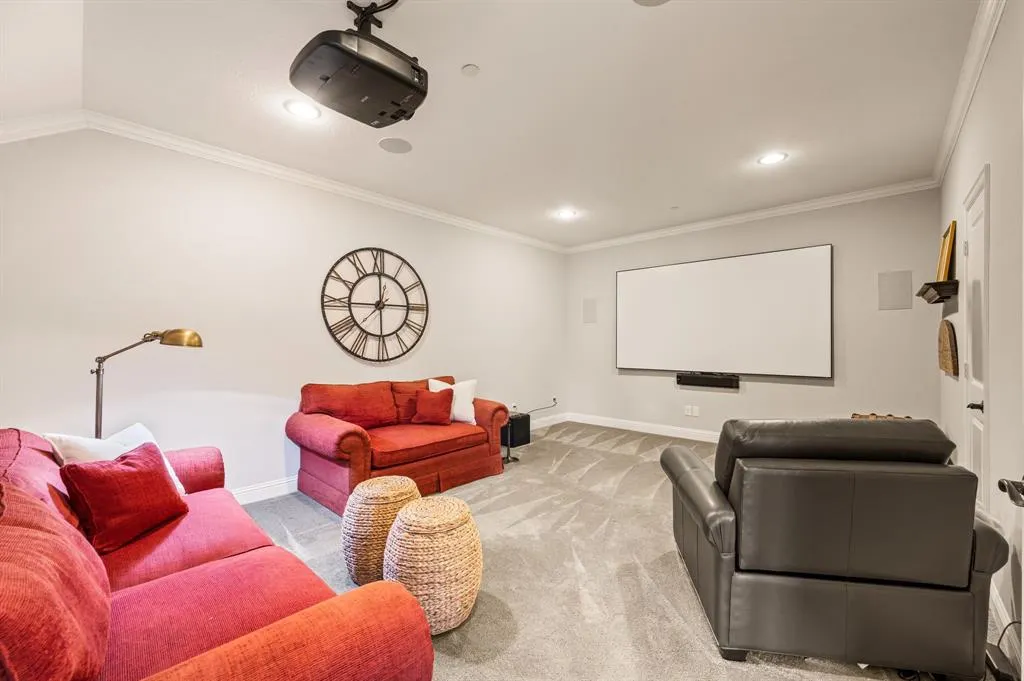 405 Ramsey Trail