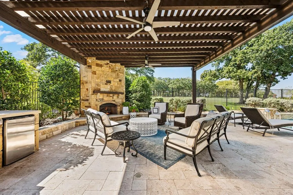 405 Ramsey Trail