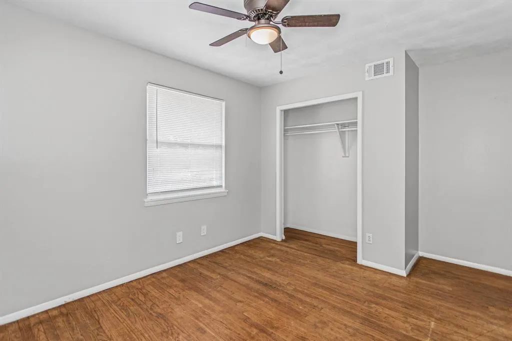 1220 Colfax Circle