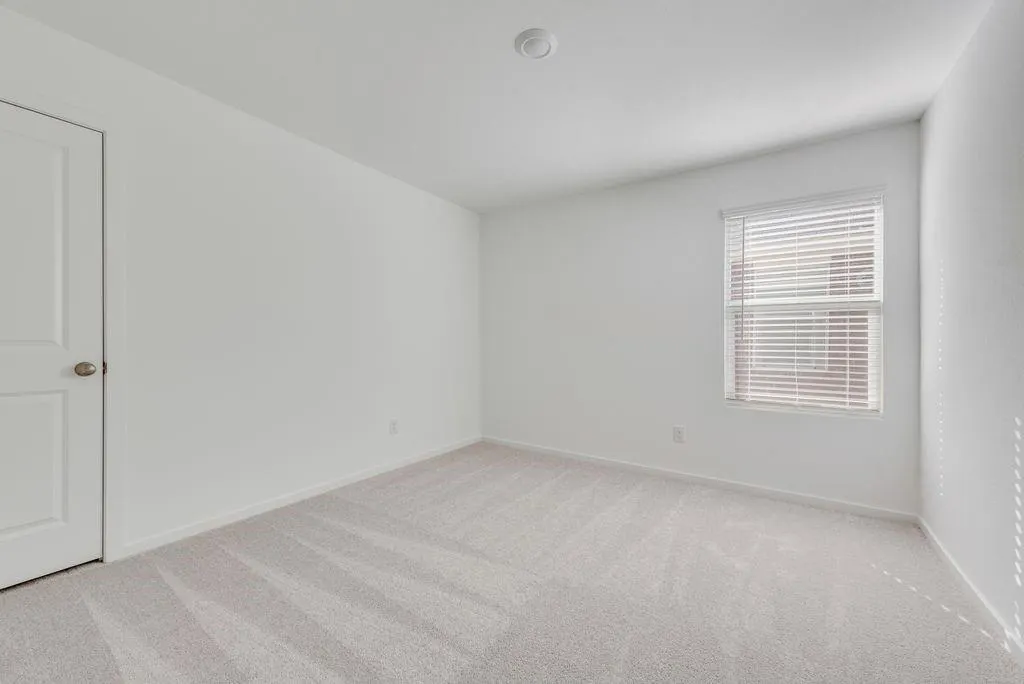 1125 Catclaw Road